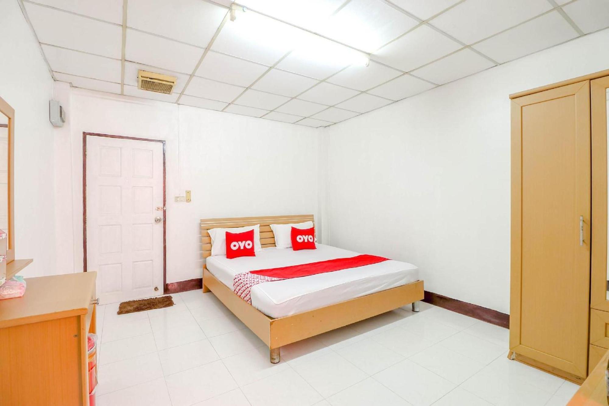 Oyo 525 Mrt Phetkasem 48-1 Place Bangkok Luaran gambar